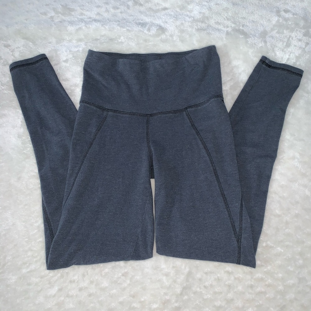 Dark grey leggings